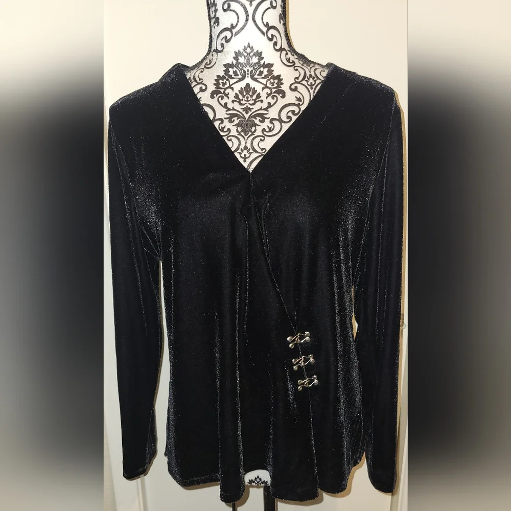 Soft Surroundings Black Velvet Faux Wrap Long Sleeve Top Sz Med Goth Whimsy Goth